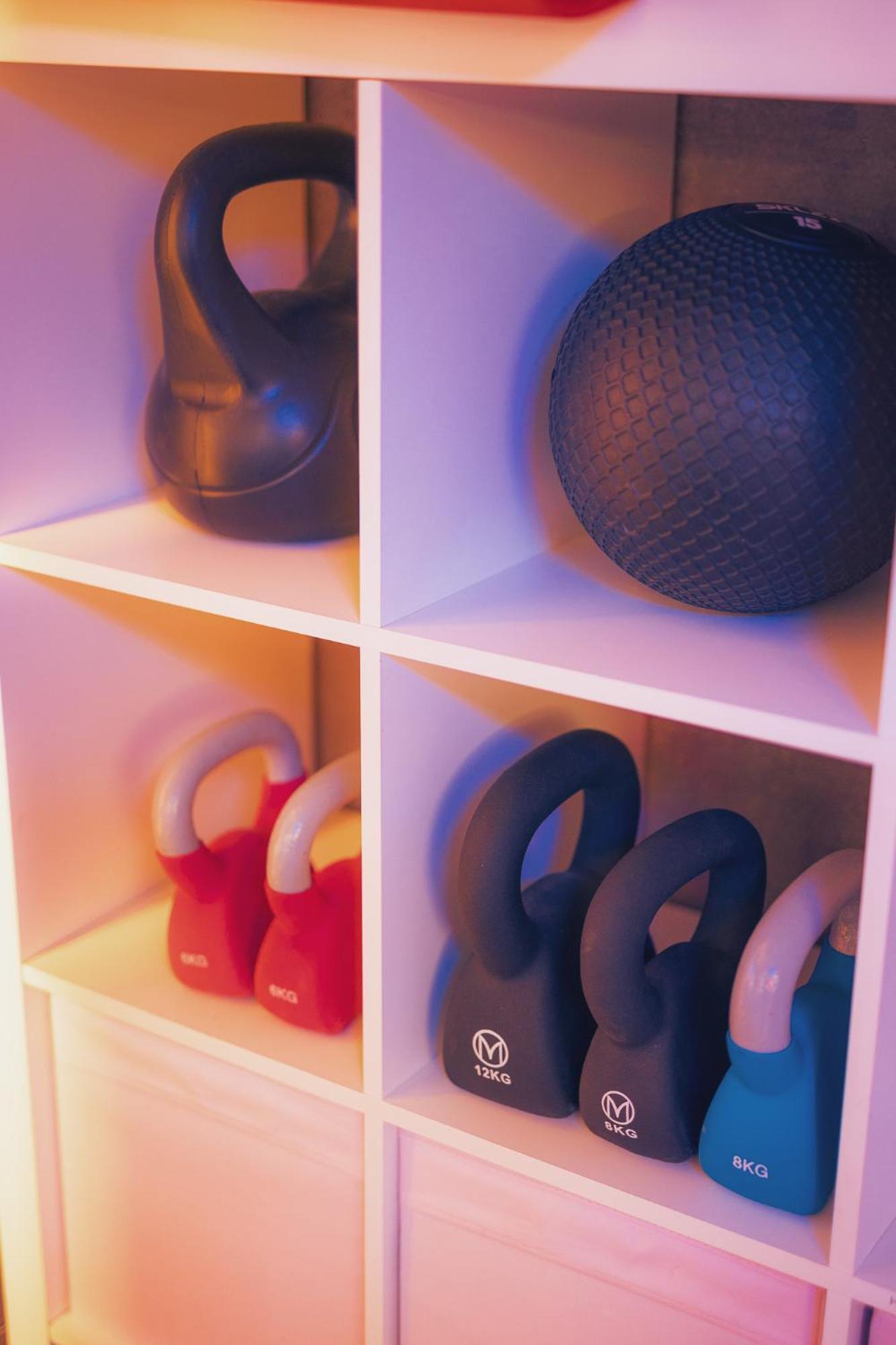 Smart Luxury - Private Gym, Hot Tub & Sauna 케플라비크 외부 사진